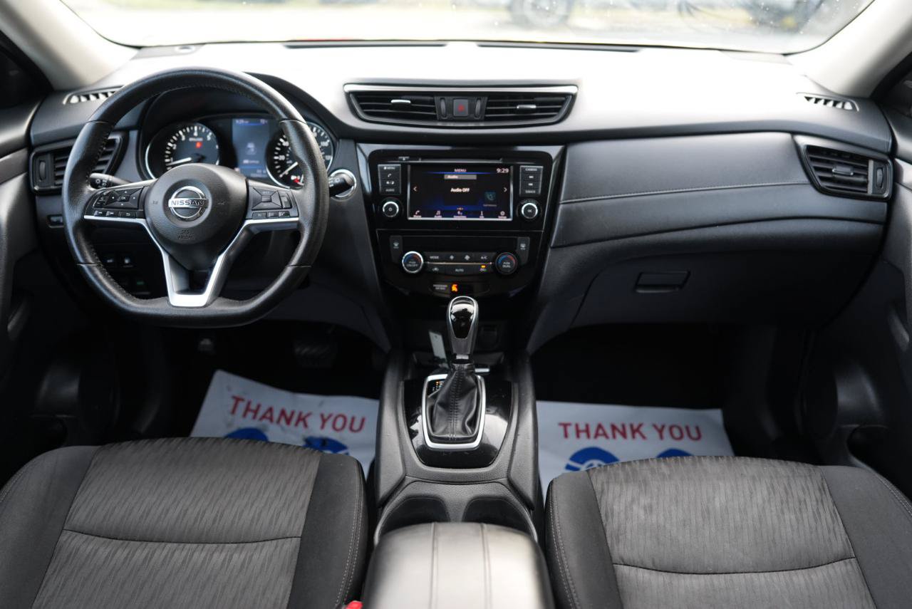 Used 2019 Nissan Rogue SV AWD/4WD image 10