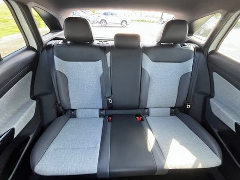 Certified 2024 Volkswagen ID.4 Pro AWD/4WD image 23