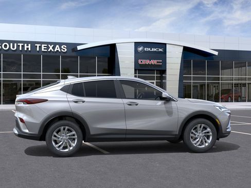 New 2026 Buick Envista Preferred FWD image 5