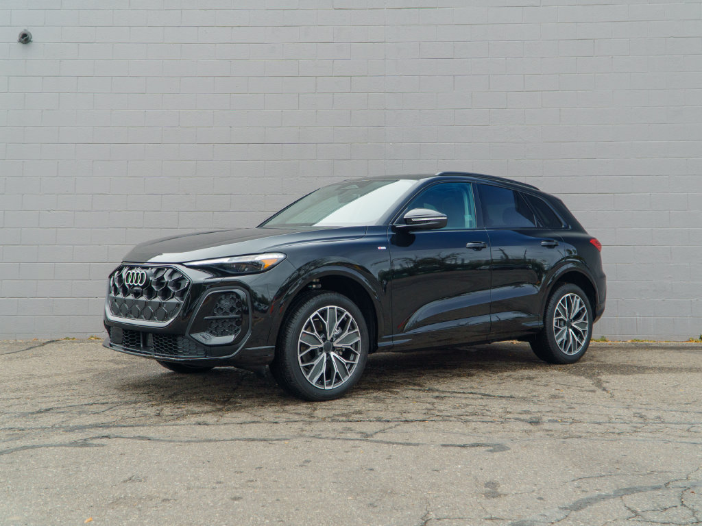 New 2026 Audi Q5 Premium Plus AWD/4WD image 1