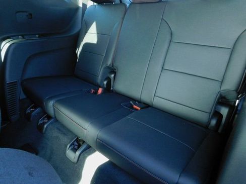 New 2026 Chevrolet Traverse RS w/ LPO, Illumination Package FWD image 23