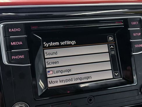 Used 2017 Volkswagen Beetle 1.8T Classic image 45