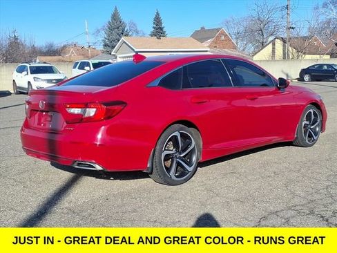 Used 2018 Honda Accord Sport image 8