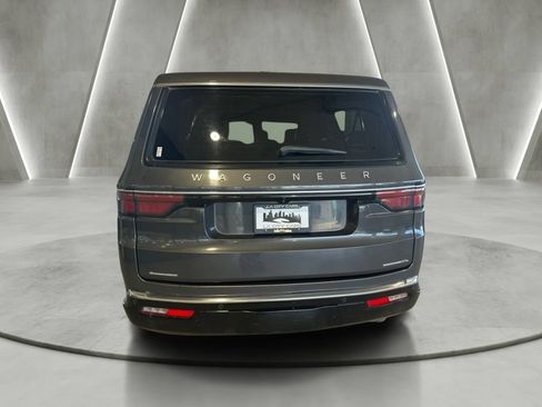 Used 2023 Jeep Wagoneer L Series II AWD/4WD image 6