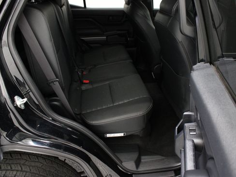 Used 2025 Toyota 4Runner TRD Off-Road Premium w/ Tow Technology Package AWD/4WD image 38