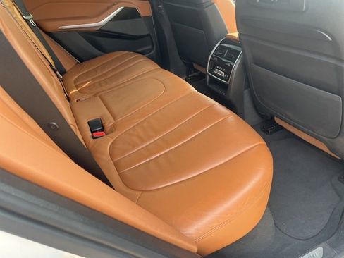 Used 2019 BMW X5 xDrive40i w/ M Sport Package image 15