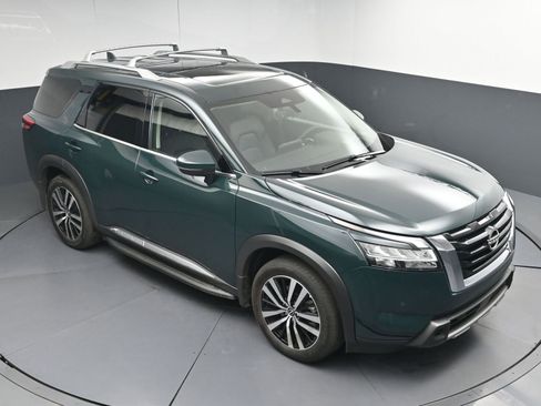 Used 2024 Nissan Pathfinder Platinum w/ Lighting Package (N93) AWD/4WD image 36