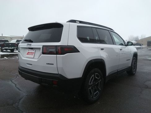 New 2026 Jeep Cherokee Laredo AWD/4WD image 5