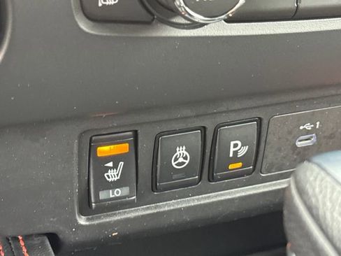 Used 2023 Nissan Frontier PRO-4X w/ Pro-4X Premium Package image 21