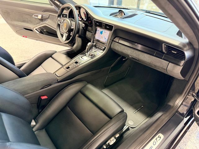 Used 2018 Porsche 911 Carrera GTS RWD image 25