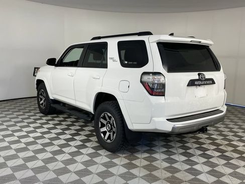 Used 2019 Toyota 4Runner TRD Off-Road Premium AWD/4WD image 16