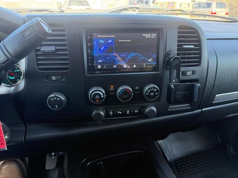 Used 2014 GMC Sierra 2500 SLE AWD/4WD image 17