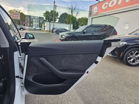 Used 2023 Tesla Model 3 Performance AWD/4WD image 24