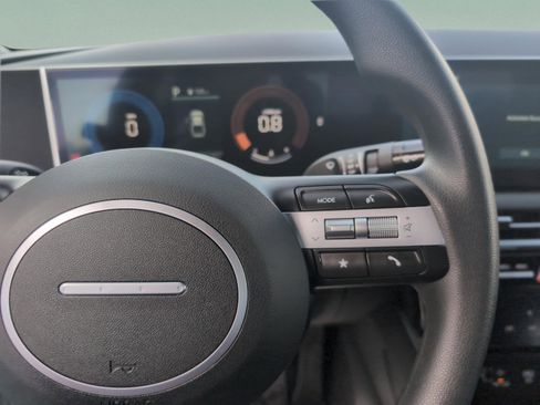 Used 2025 Hyundai Santa Cruz SEL image 18