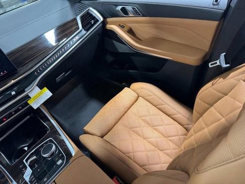 New 2026 BMW X5 xDrive50e w/ M Sport Package image 17