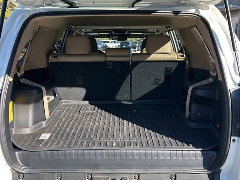 Used 2022 Toyota 4Runner Limited image 26