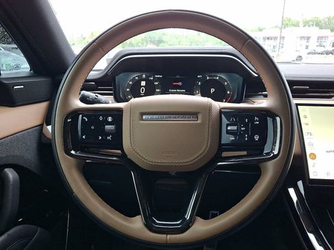 Used 2024 Land Rover Range Rover Sport Dynamic SE AWD/4WD image 19