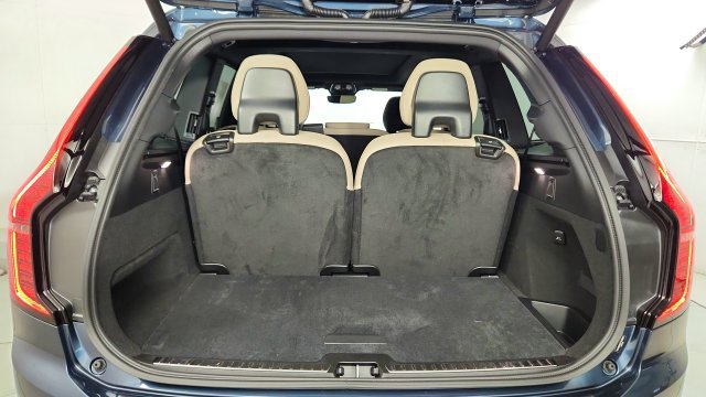 New 2026 Volvo XC90 T8 Plus w/ Protection Package AWD/4WD image 40