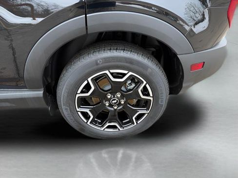 Certified 2025 Ford Bronco Sport Outer Banks w/ Outer Banks Tech Package+ AWD/4WD image 24