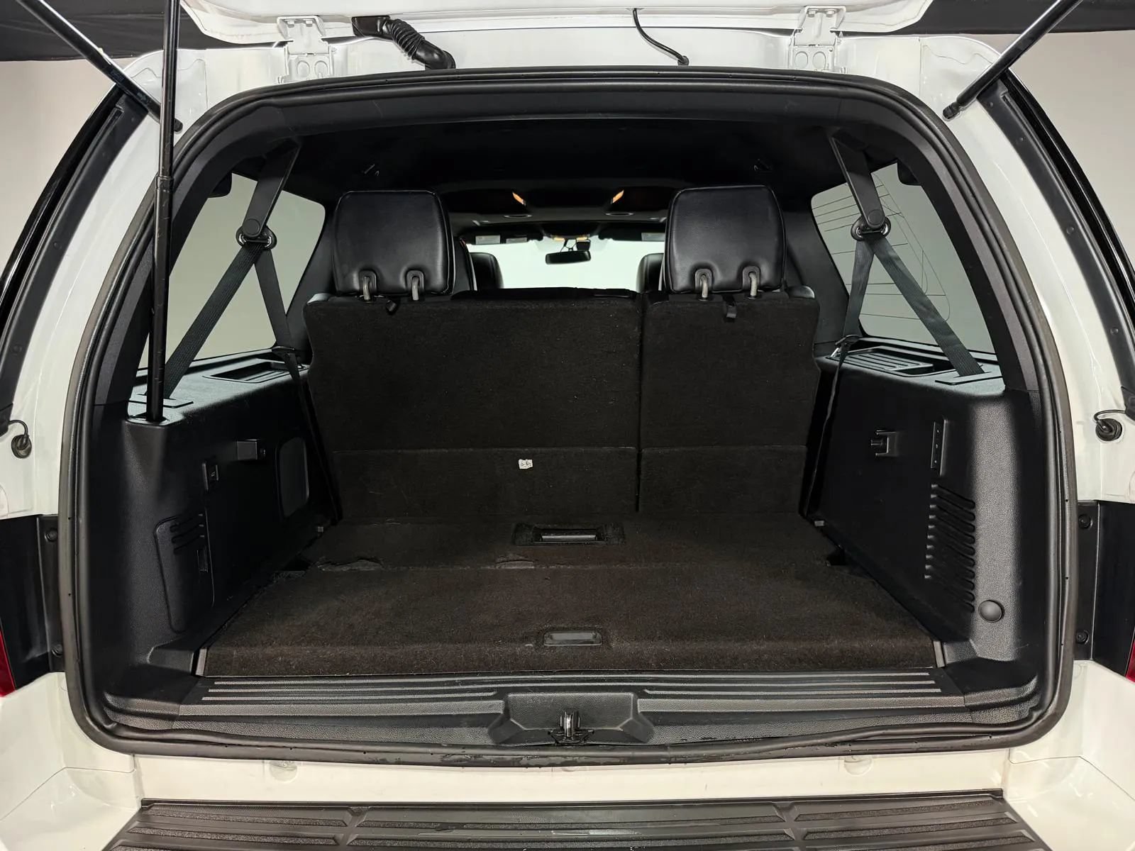 Used 2017 Ford Expedition EL Limited RWD image 14