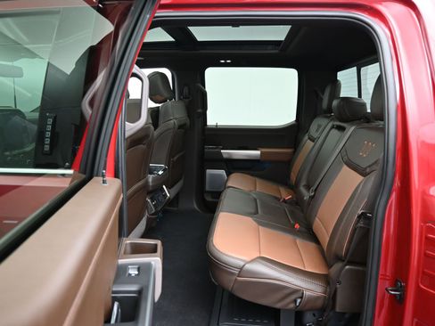 Used 2024 Ford F150 King Ranch w/ FX4 Off-Road Package image 11