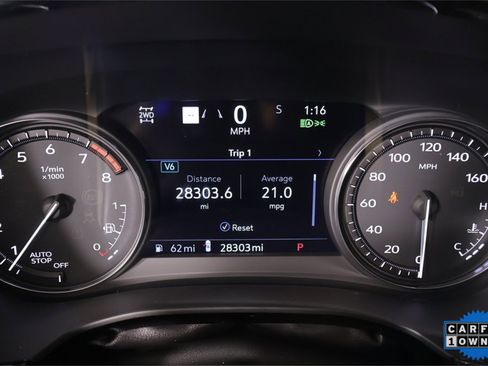 Used 2023 Cadillac XT6 Premium Luxury w/ Technology Package image 4