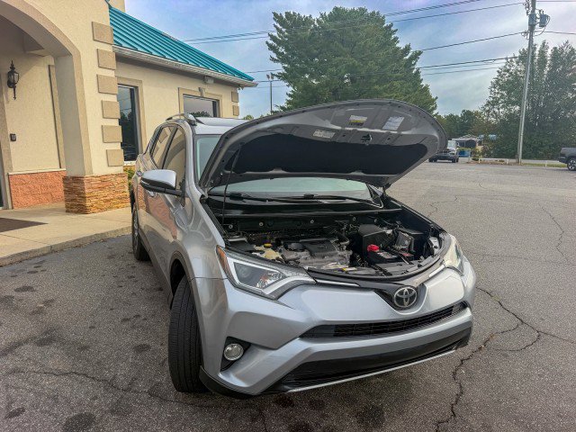 Used 2017 Toyota RAV4 XLE FWD image 20