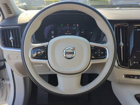 Used 2024 Volvo S90 T8 Ultimate w/ Lounge Package image 27