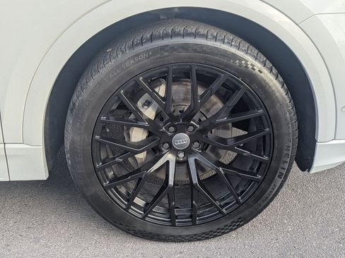 Used 2019 Audi Q8 Prestige w/ Towing Package image 53