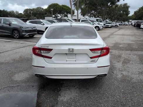 Used 2021 Honda Accord Touring image 6