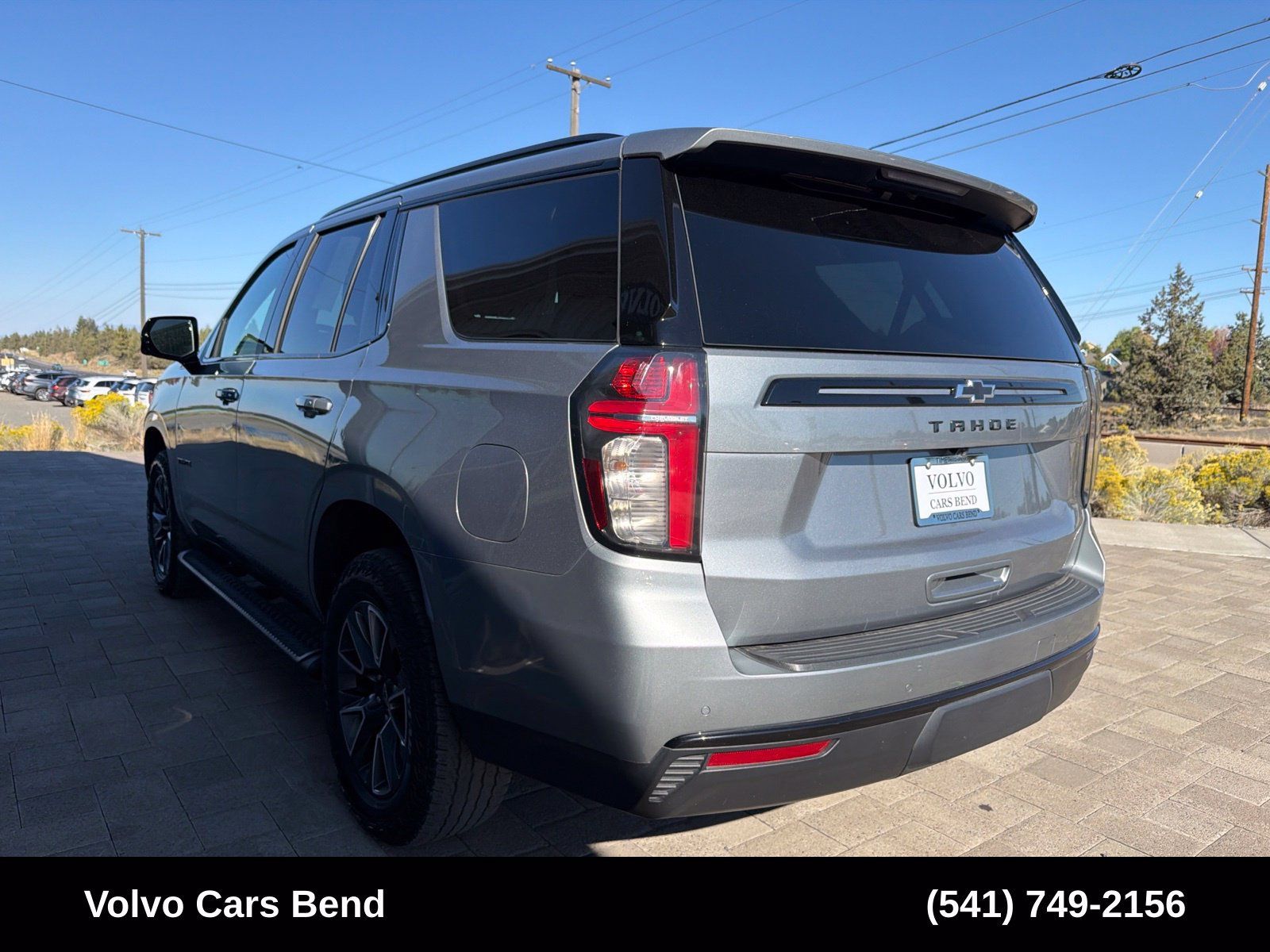 Used 2023 Chevrolet Tahoe Z71 w/ Luxury Package AWD/4WD image 5