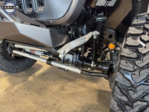 Used 2020 Jeep Gladiator Rubicon image 25