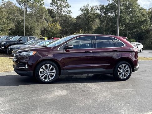 Used 2019 Ford Edge Titanium image 15