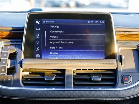 Used 2024 Chevrolet Tahoe Premier image 17