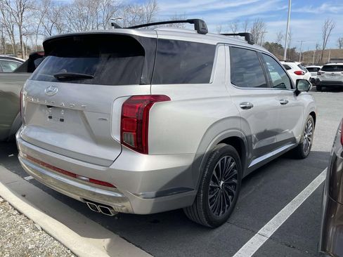 Used 2025 Hyundai Palisade Calligraphy image 4