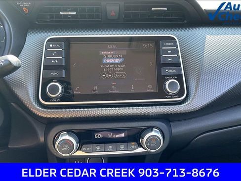 Used 2018 Nissan Kicks SV FWD image 39