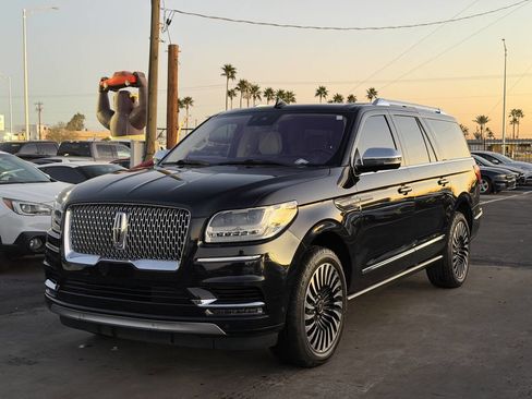 Used 2020 Lincoln Navigator L Black Label image 2