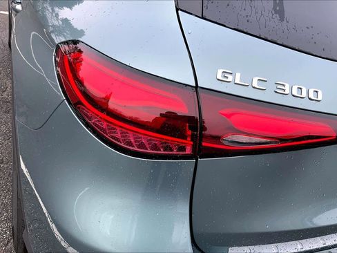 New 2026 Mercedes-Benz GLC 300 GLC 300 image 18