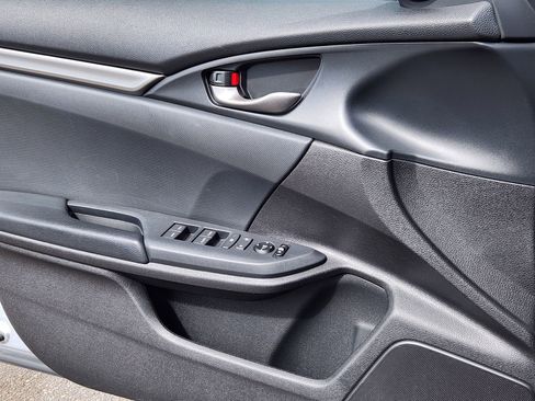 Used 2021 Honda Civic Sport image 9