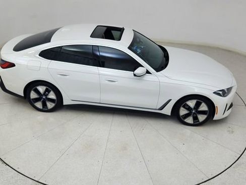 Used 2025 BMW i4 xDrive40i w/ Premium Package image 76