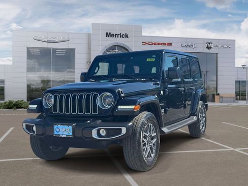 Certified 2024 Jeep Wrangler Unlimited Sahara AWD/4WD image 3