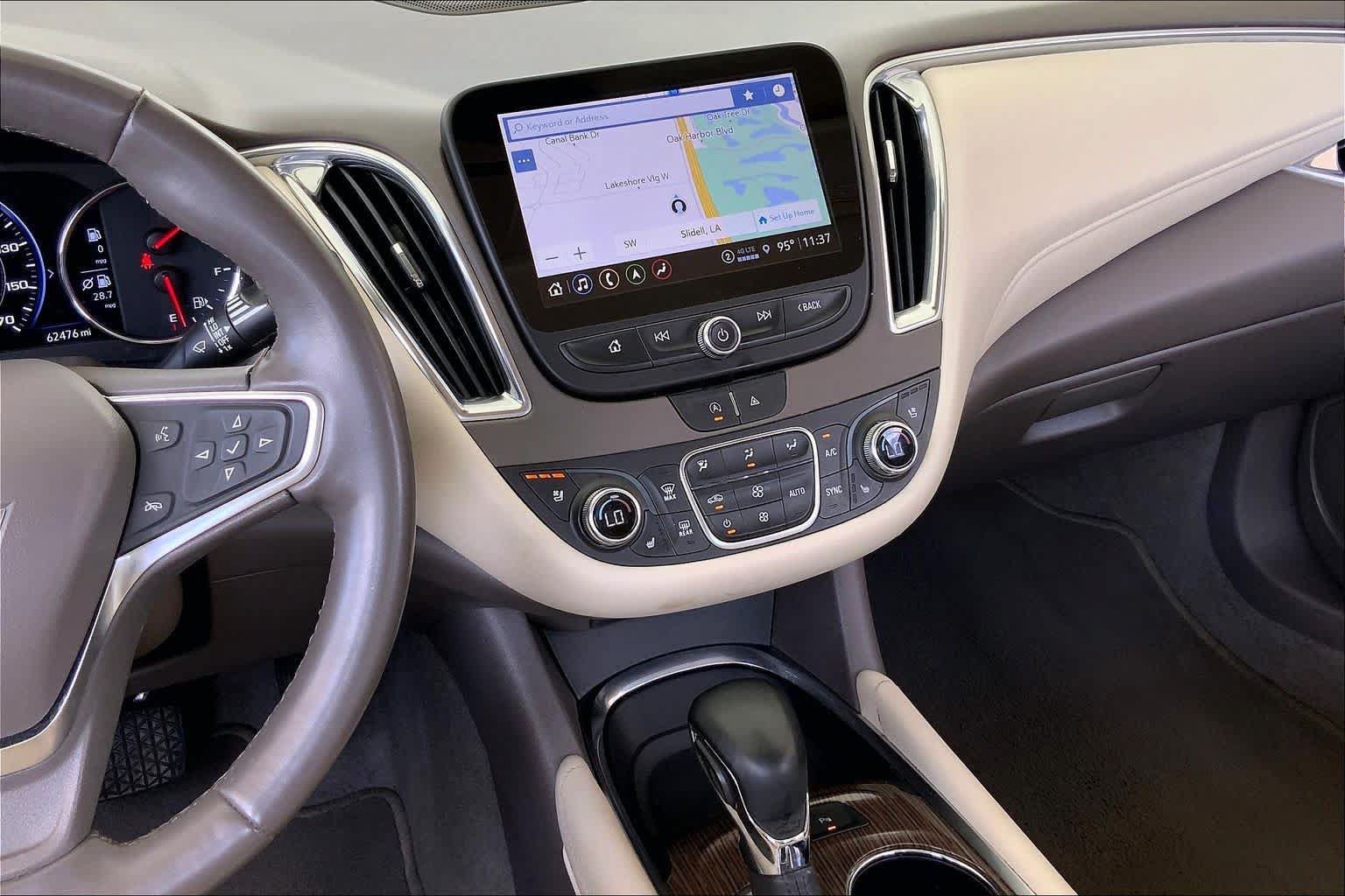Used 2024 Chevrolet Malibu LT FWD image 7