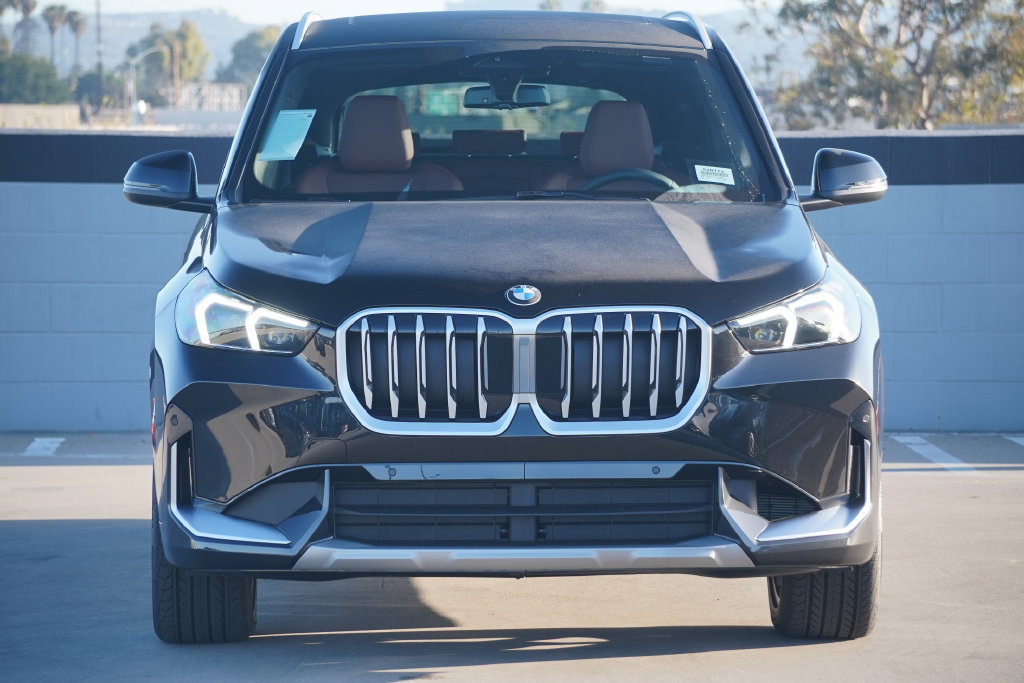Used 2026 BMW X1 xDrive28i w/ Convenience Package AWD/4WD image 2