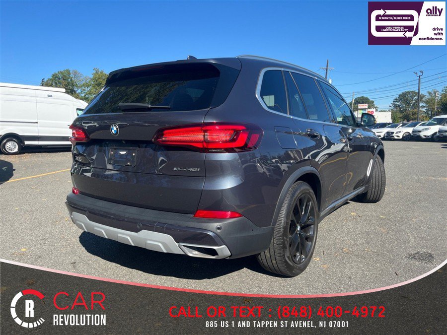 Used 2022 BMW X5 xDrive40i w/ Parking Assistance Package AWD/4WD image 8