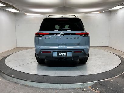 New 2026 Nissan Pathfinder Platinum