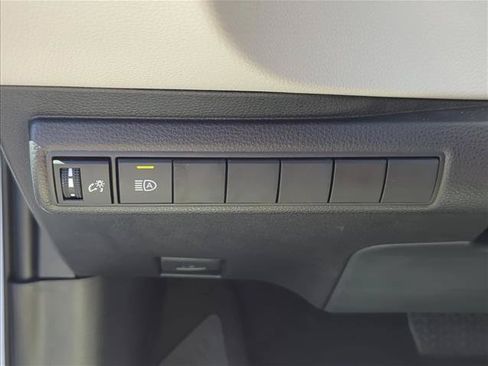 Used 2025 Toyota Corolla LE w/ Convenience Package FWD image 16