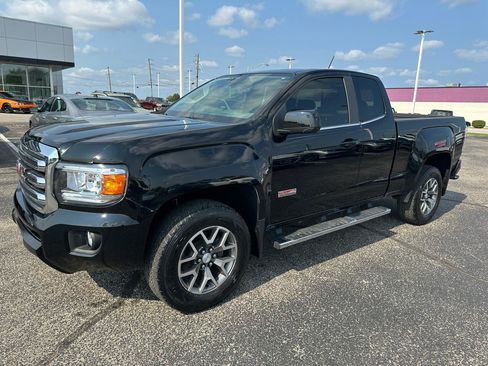 Used 2017 GMC Canyon SLE w/ All Terrain Package AWD/4WD image 6