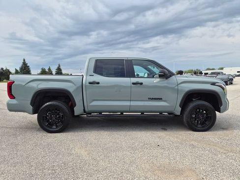 Used 2026 Toyota Tundra SR5 w/ SR5 Convenience Package AWD/4WD image 4