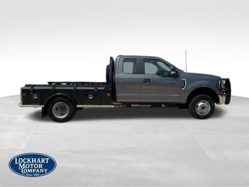 Used 2022 Ford F350 XL w/ Power Equipment Group image 8