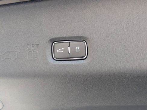 New 2026 Ford Expedition Tremor image 15